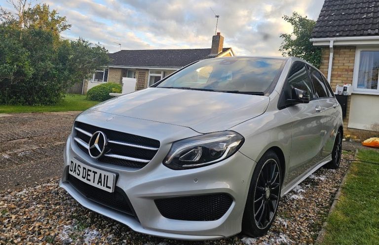 Mercedes-Benz Detailed in Newmarket Suffolk Mercedes-Benz front exterior after professional detailing in Newmarket Suffolk by Das Detail